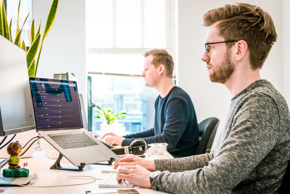 Consulting team discussion